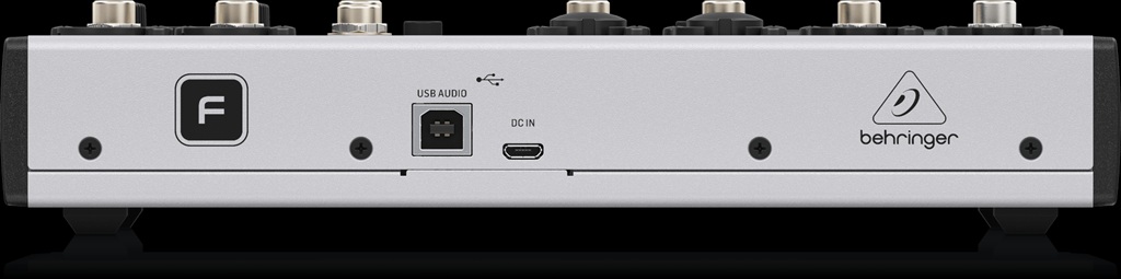 Rückseite des Behringer Digitalpult Flow 8