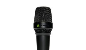 Lewitt MTP 840 DM dynamisches Gesangsmikrofon mit schwarzem Mikrofonkorb und grünem Lewitt-Logo.