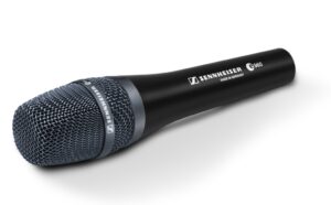 Sennheiser e 965 Großmembran-Kondensatormikrofon für Live-Gesang im Test.