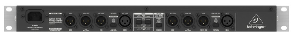 Behringer CX3400 V2 Frequenzweiche Rückseite mit XLR-Ein- und Ausgängen für PA-Systeme